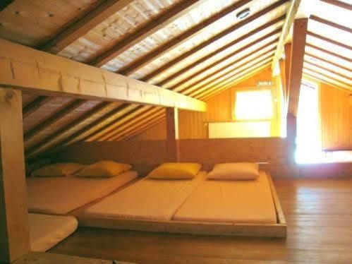 Dortoir Moubra Hostel Crans-Montana Exterior photo